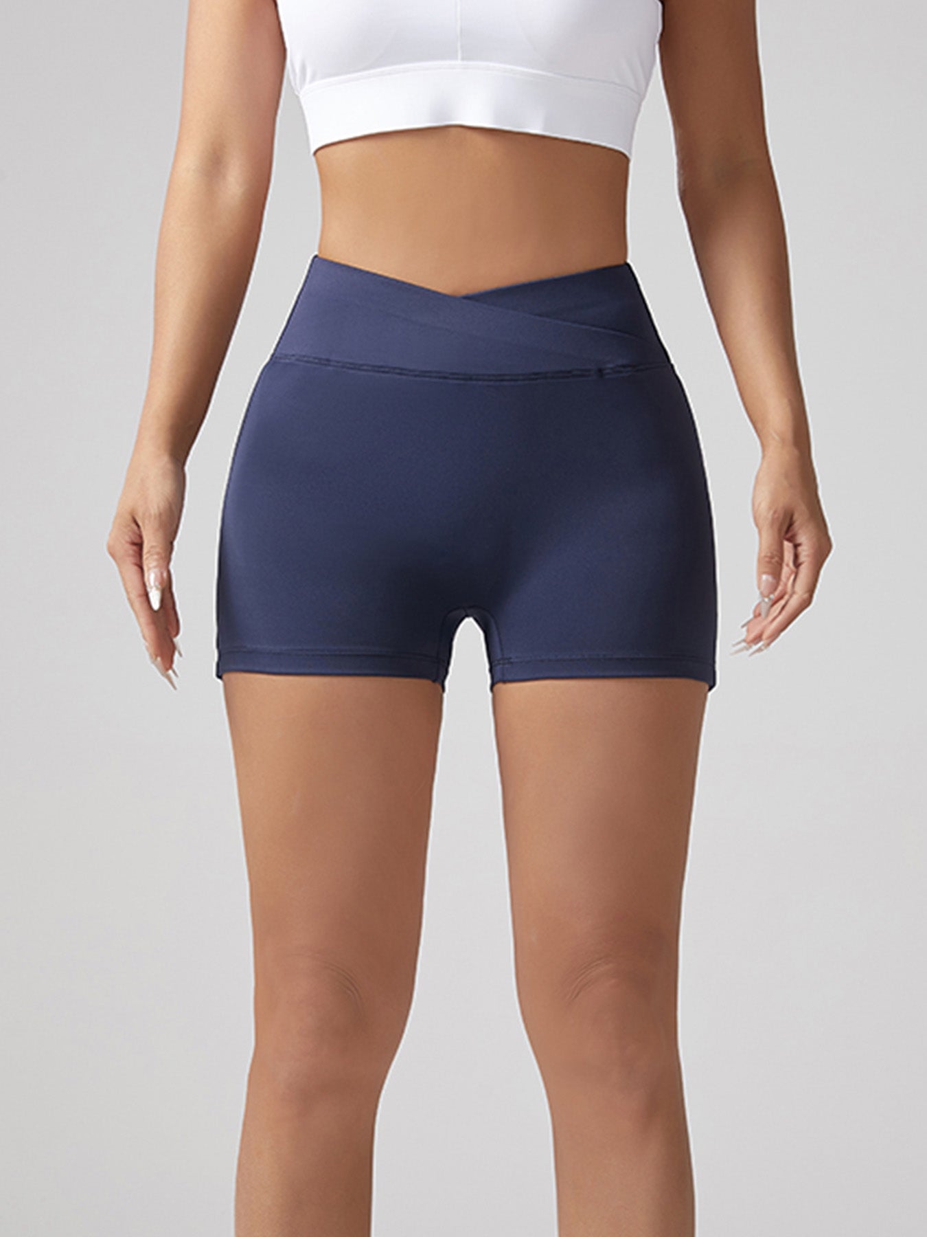 V-Waist Seamless Workout Shorts for Women – Butt Lifting Yoga & Running Shorts with Pockets