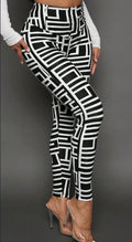 Geometric Sculpt Leggings – Soft Stretch Statement Fit