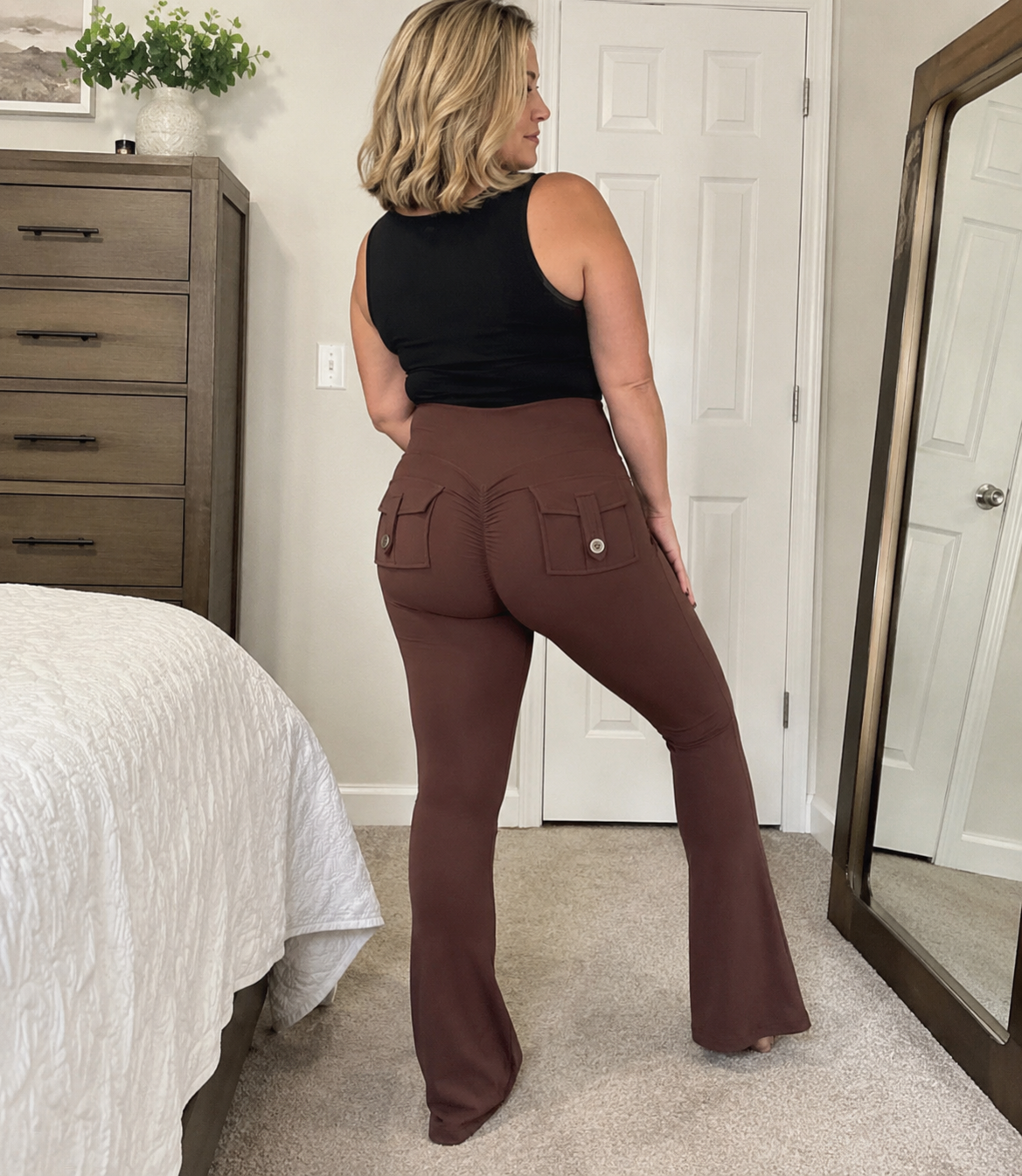 High-Waist Flared Yoga Pants with Pockets - Sculpted Studio Fit