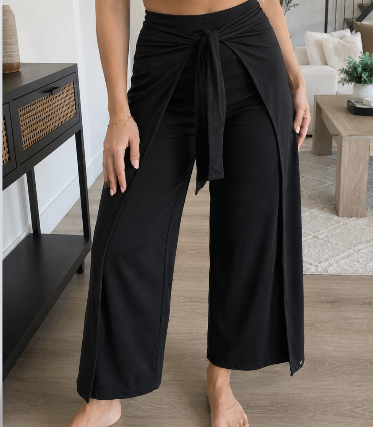 Lace-Up Wide-Leg Yoga Pants – Easy Studio-to-Street Fit